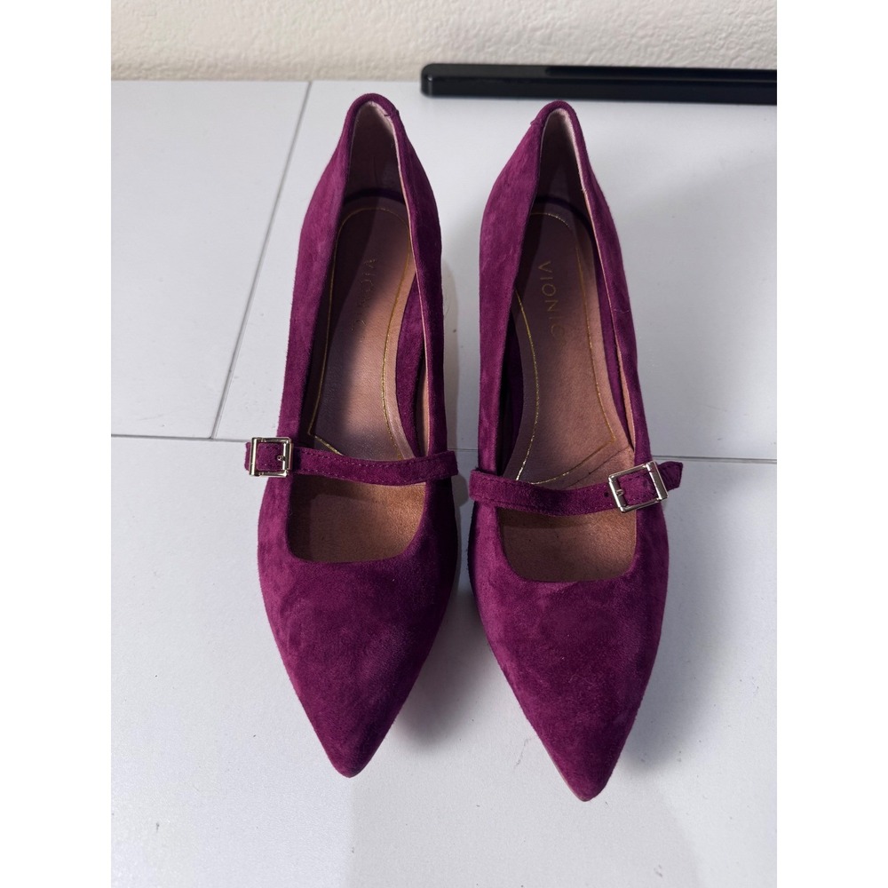Vionic Minnie Suede Kitten Heel Mary Jane Pump Women Size 5 Dark Academia
